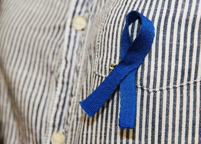 noviembre-azul-cancer-prostata-696x519